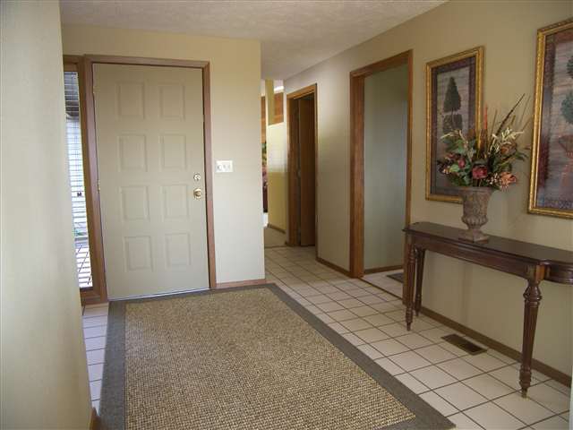6404 South Dearborn Road Spokane, WA 99223 - Photo 2 of 9