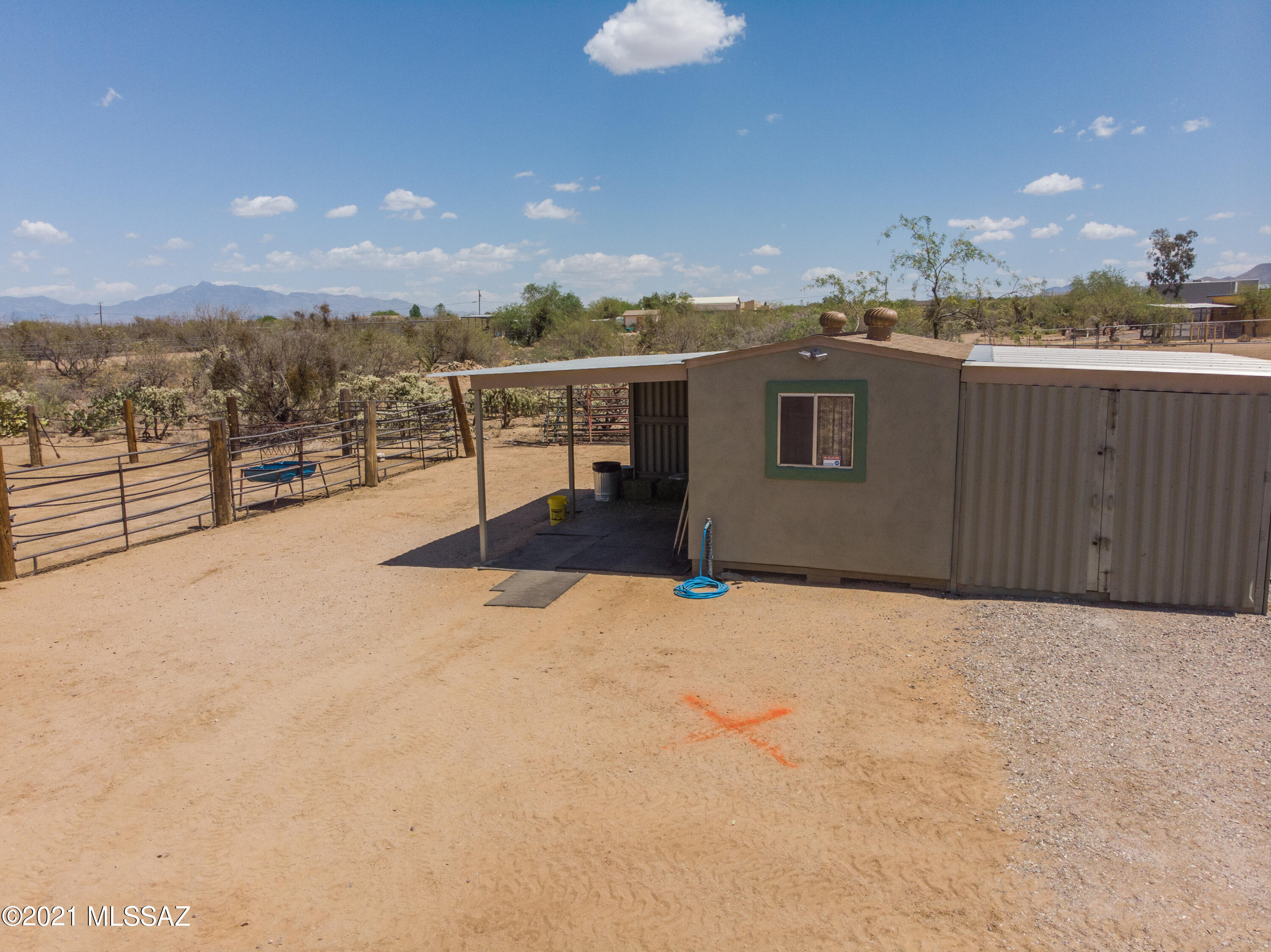 1924 West Thunder Road Vail, AZ 85641 - Photo 40 of 44 Gallery Image 40