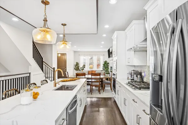 $650,000 | 4744 South Indiana Avenue, Chicago, IL 60615