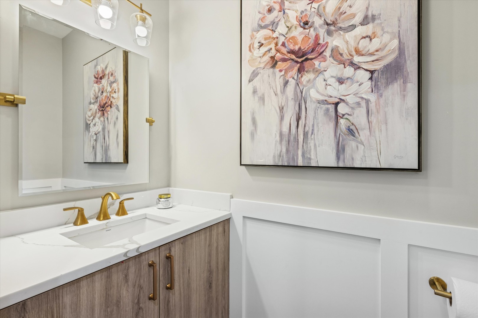 4744 South Indiana Avenue Chicago, IL 60615 - Photo 13 of 27 a bathroom with a sink and mirror
