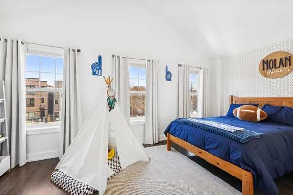 $650,000 | 4744 South Indiana Avenue, Chicago, IL 60615