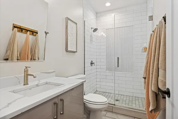 $650,000 | 4744 South Indiana Avenue, Chicago, IL 60615
