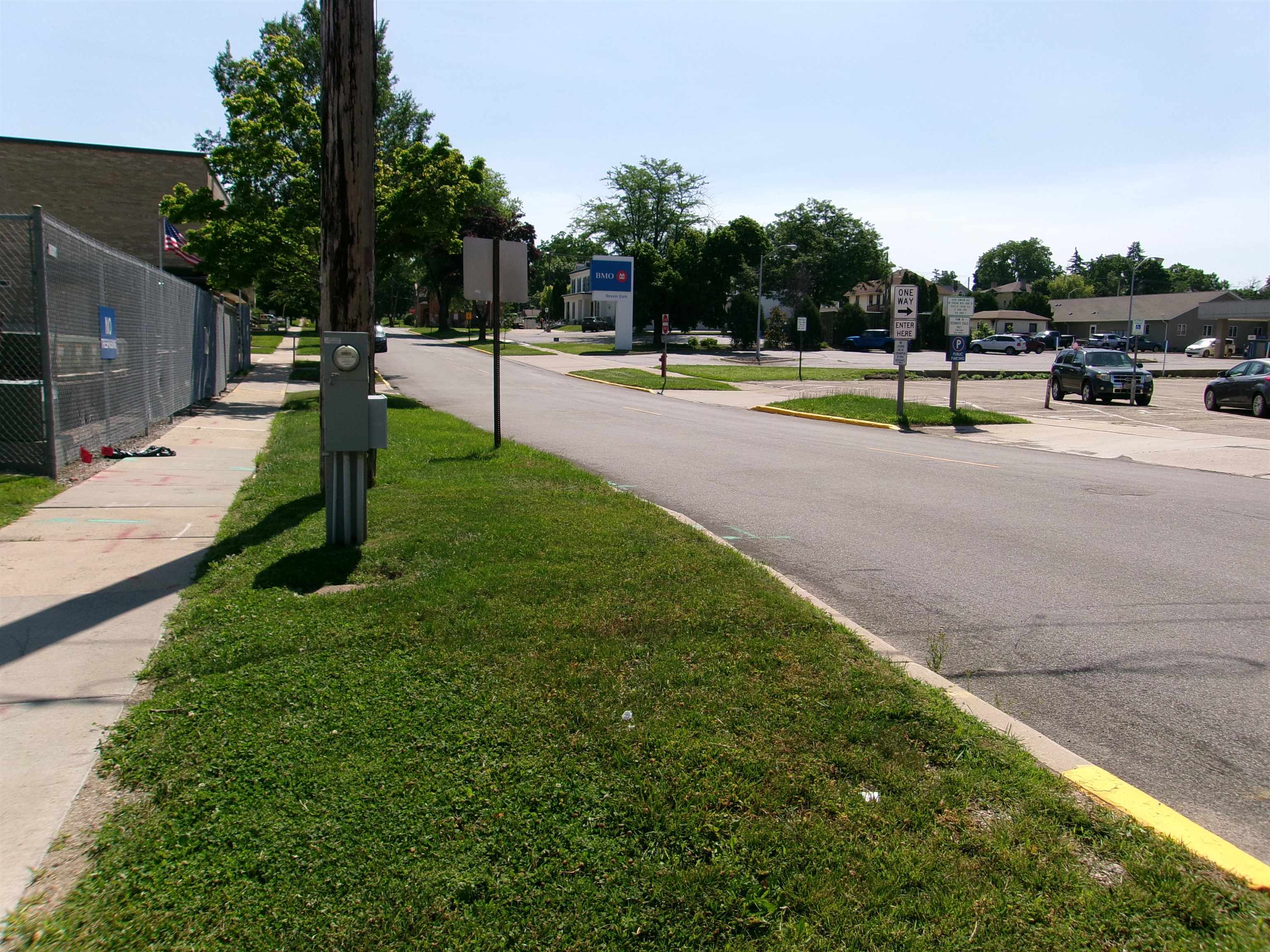 108 East Maple Avenue Beaver Dam, WI 53916 - Photo 4 of 7