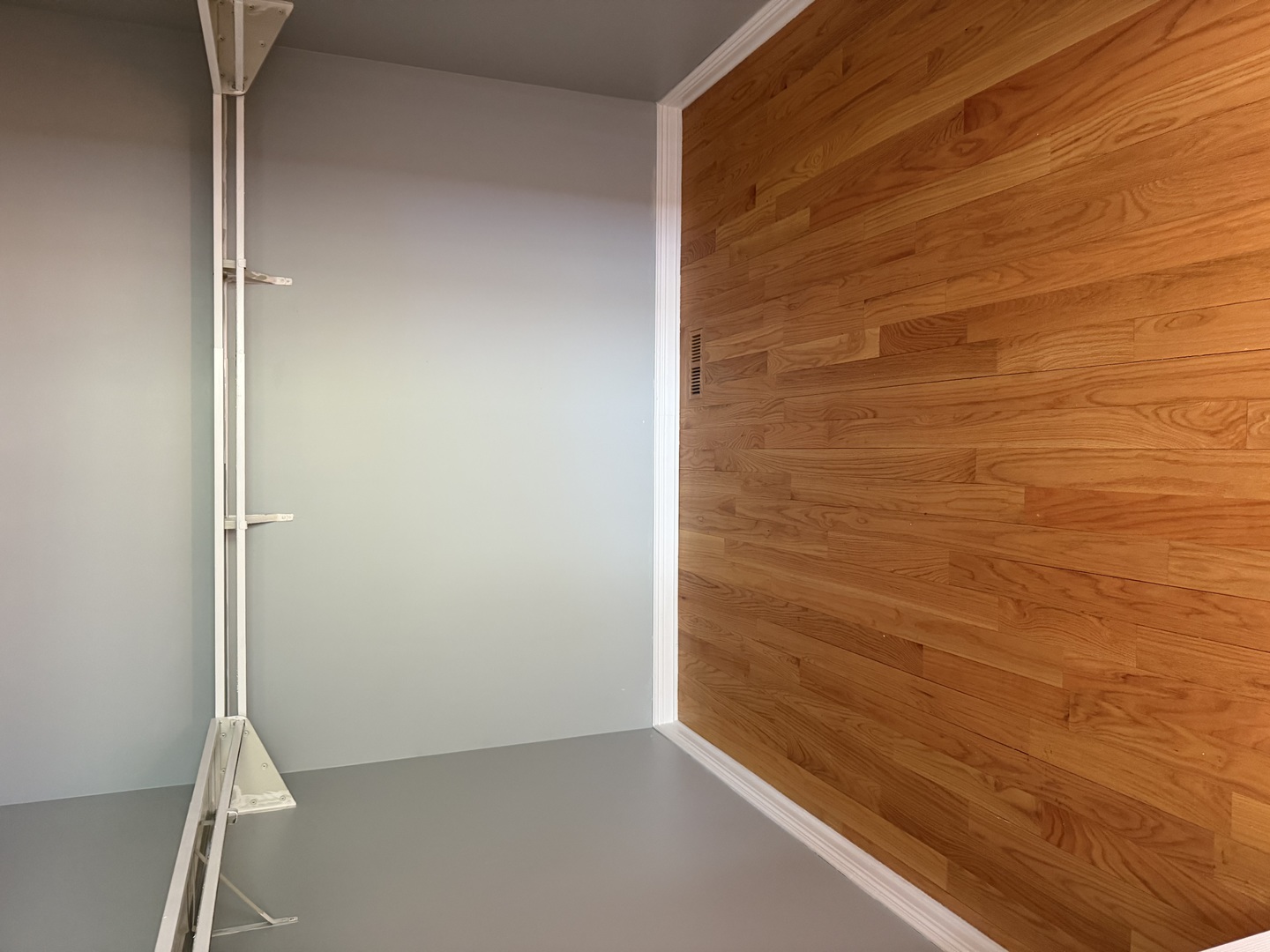606 Bridgeport Place Wheeling, IL 60090 - Photo 25 of 25 a view of small space