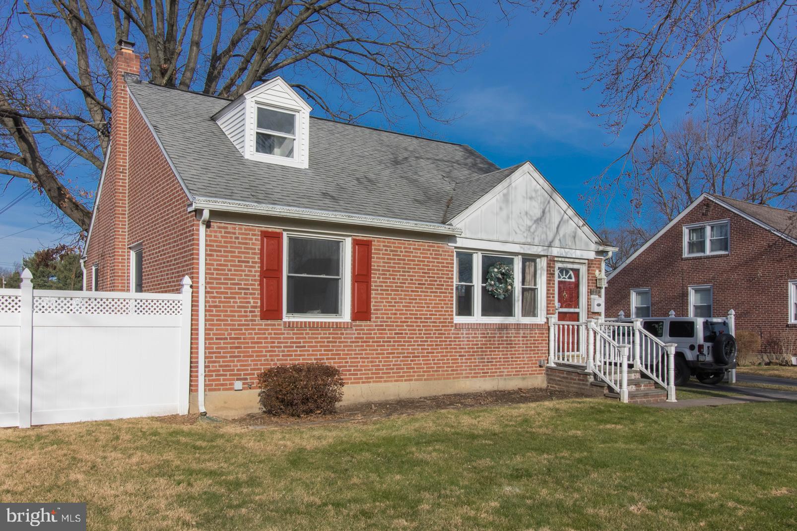 447 Valley View Road Springfield, PA 19064 - Photo 1 of 37