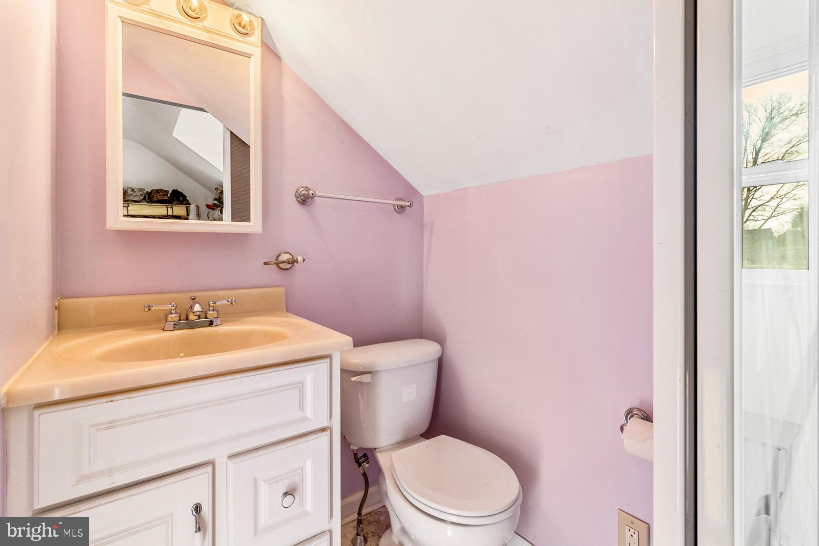 447 Valley View Road Springfield, PA 19064 - Photo 30 of 37