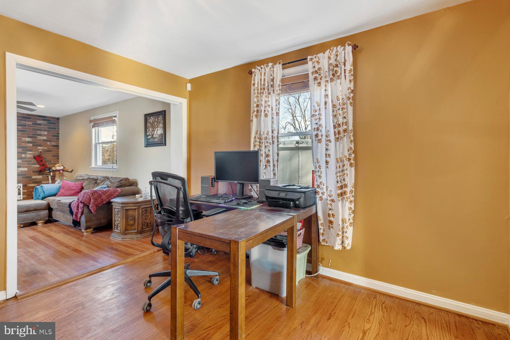 447 Valley View Road Springfield, PA 19064 - Photo 7 of 37
