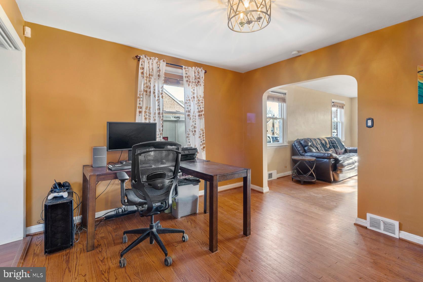 447 Valley View Road Springfield, PA 19064 - Photo 8 of 37
