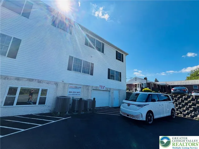 $629,900 | 203 East Emmaus Avenue, Allentown, PA 18103