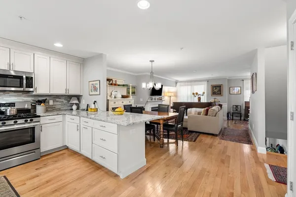 $549,900 | 2 Heron Way, Unit B, Salisbury, MA 01952