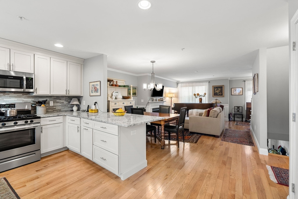 2 Heron Way, Unit B Salisbury, MA 01952 - Photo 4 of 42