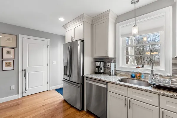 $549,900 | 2 Heron Way, Unit B, Salisbury, MA 01952