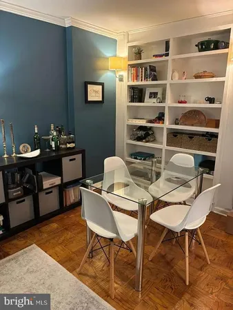 $2,300 | 1420 North N St Street Northwest, Unit 1003, Washington, DC 20005