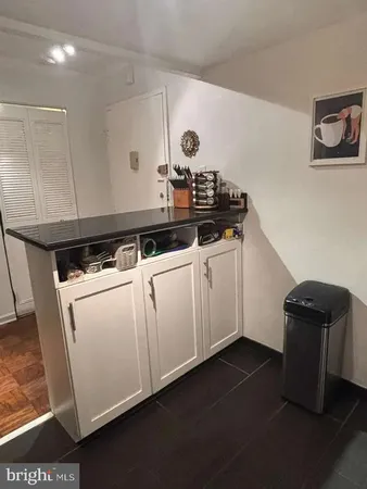 $2,300 | 1420 North N St Street Northwest, Unit 1003, Washington, DC 20005