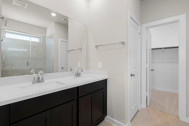 $320,990 | 1907 Stargazer Lane, Angleton, TX 77515