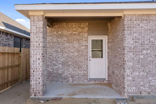 $320,990 | 1907 Stargazer Lane, Angleton, TX 77515