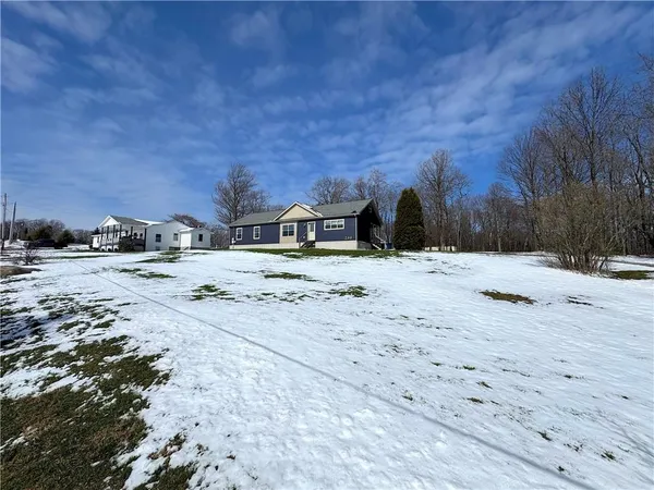 $225,000 | 230 Sr1025, Acme, PA 15610