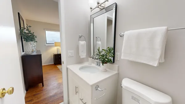 $2,600 | 773 Peninsula Court, Ann Arbor, MI 48105