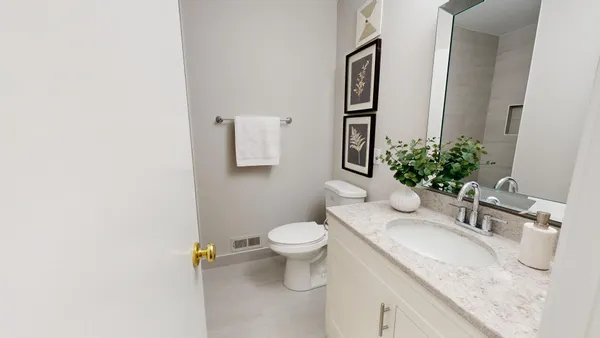 $2,600 | 773 Peninsula Court, Ann Arbor, MI 48105