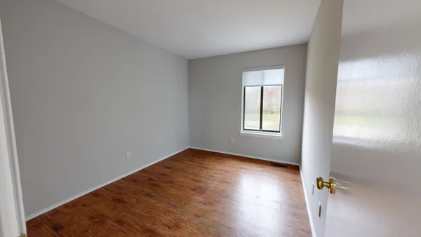 $2,600 | 773 Peninsula Court, Ann Arbor, MI 48105