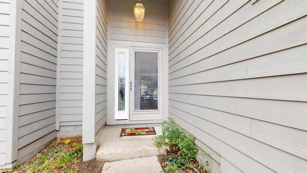 $2,600 | 773 Peninsula Court, Ann Arbor, MI 48105