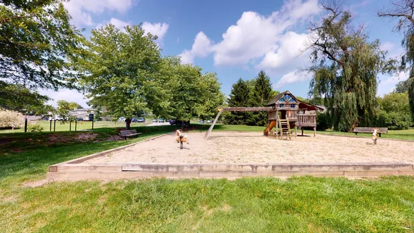 $2,600 | 773 Peninsula Court, Ann Arbor, MI 48105