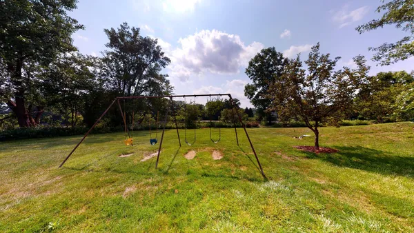 $2,600 | 773 Peninsula Court, Ann Arbor, MI 48105