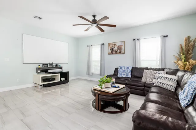 $789,000 | 995 West 75th St Ocean, Marathon, FL 33050