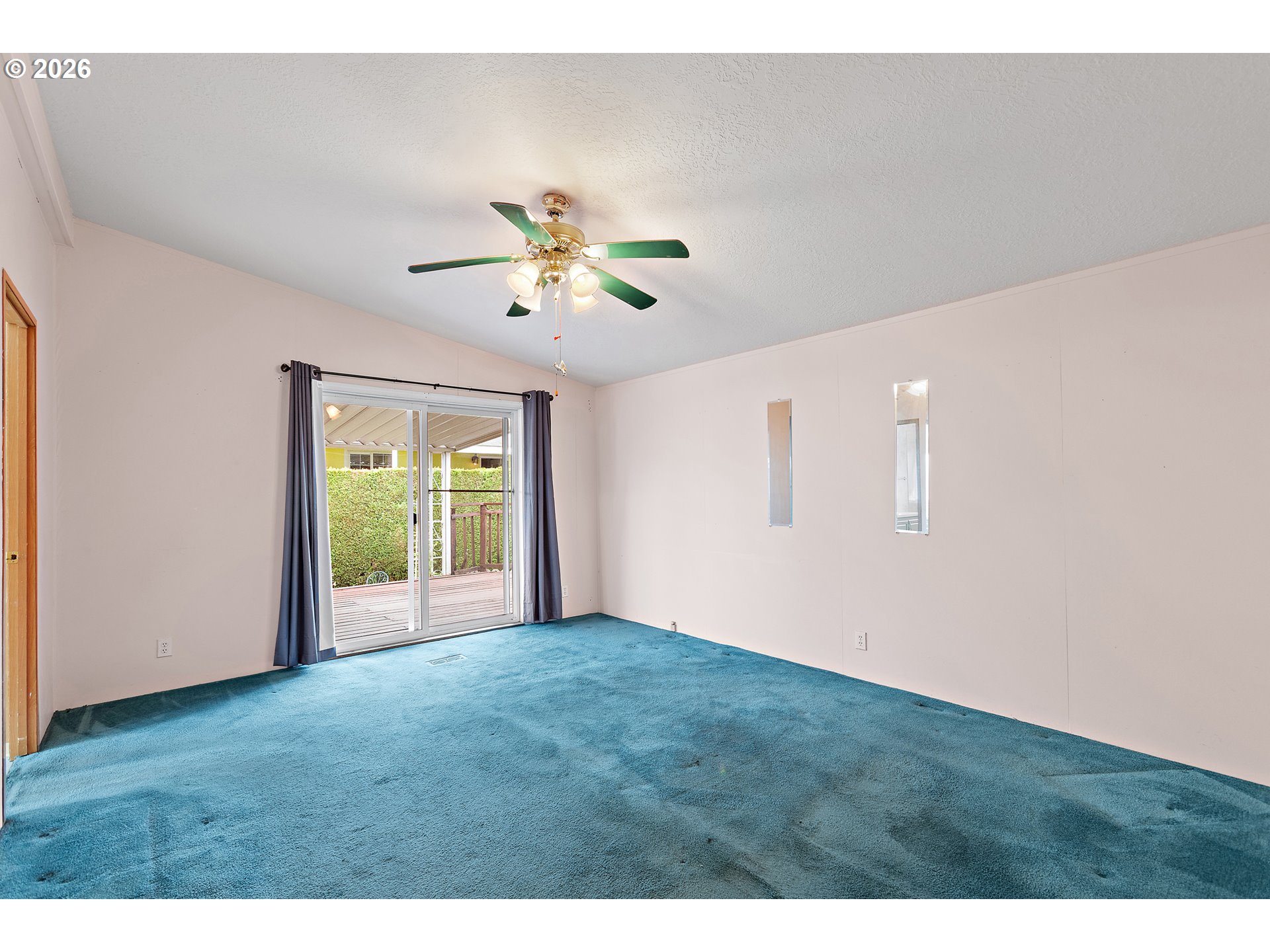 33720 Southeast Springlake Drive Scappoose, OR 97056 - Photo 19 of 33 Primary Bedroom