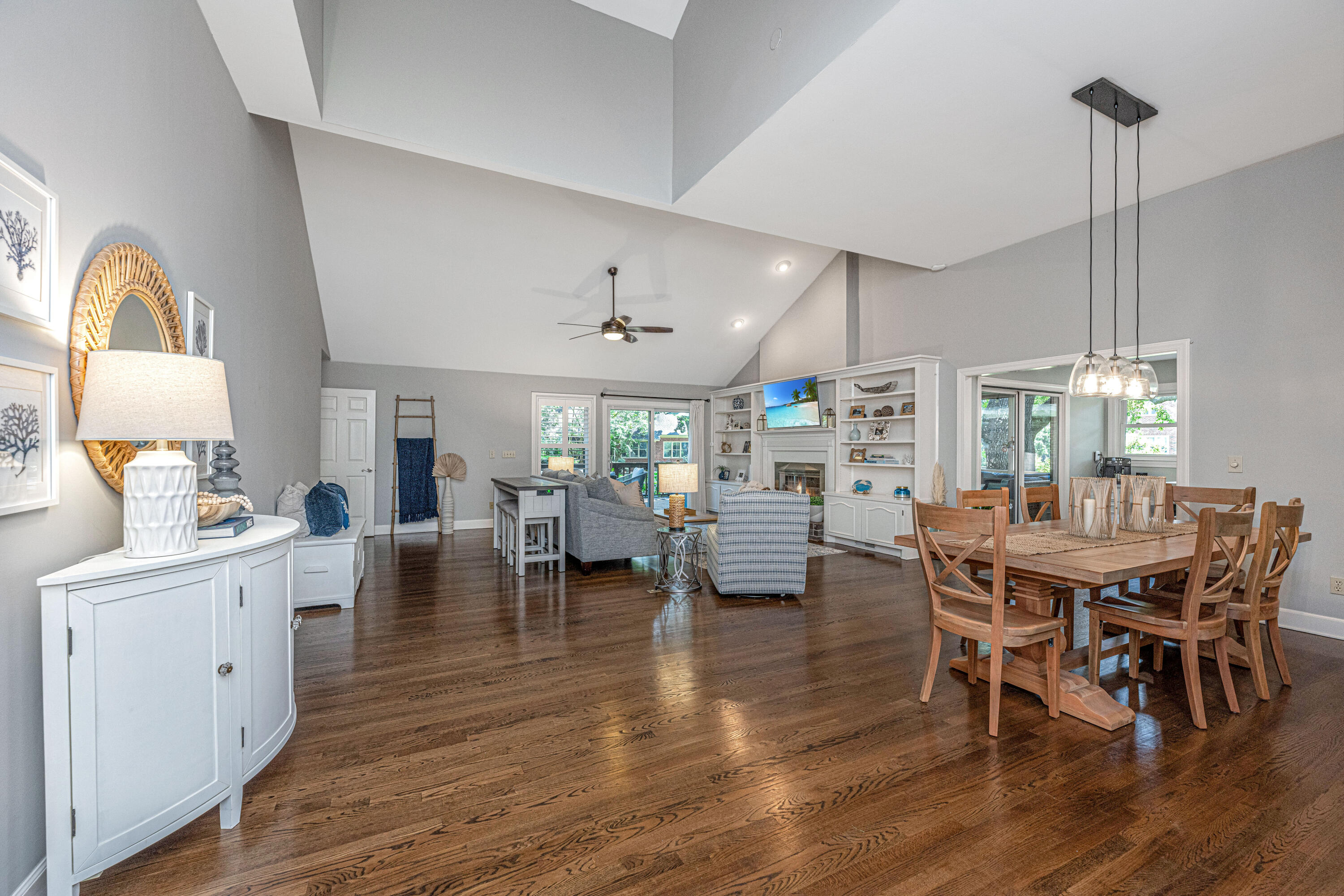 1335 Outreach Lane Mount Pleasant, SC 29464 - Photo 5 of 47 DINING LIVING 1