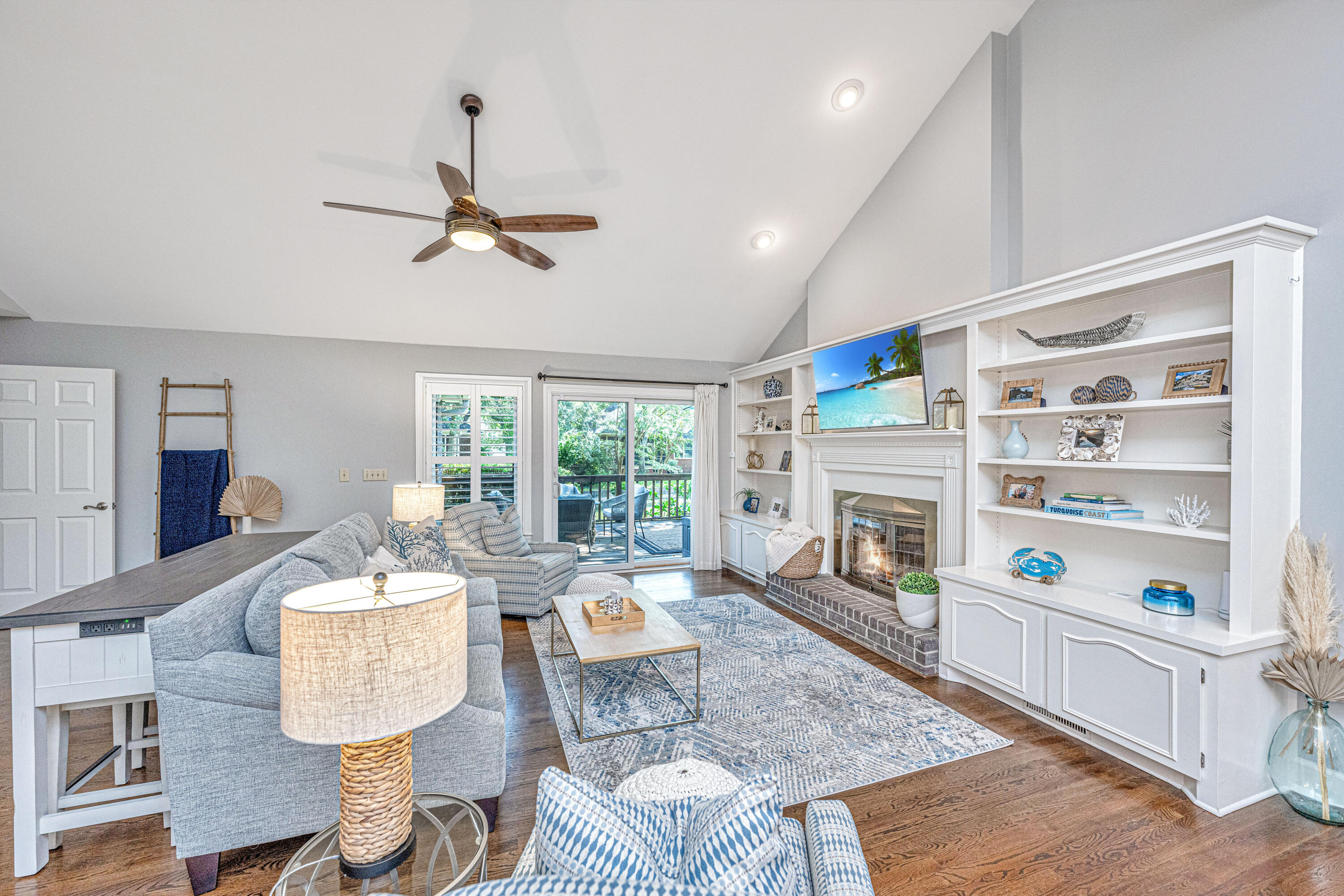 1335 Outreach Lane Mount Pleasant, SC 29464 - Photo 10 of 47 LIVING AREA 4