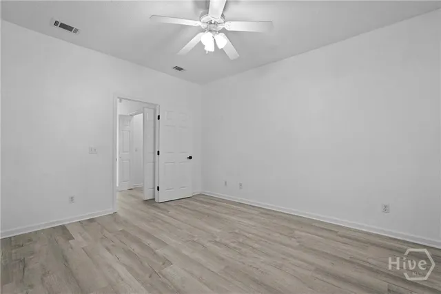 $1,975 | 400 Tibet Avenue, Unit 39, Savannah, GA 31406