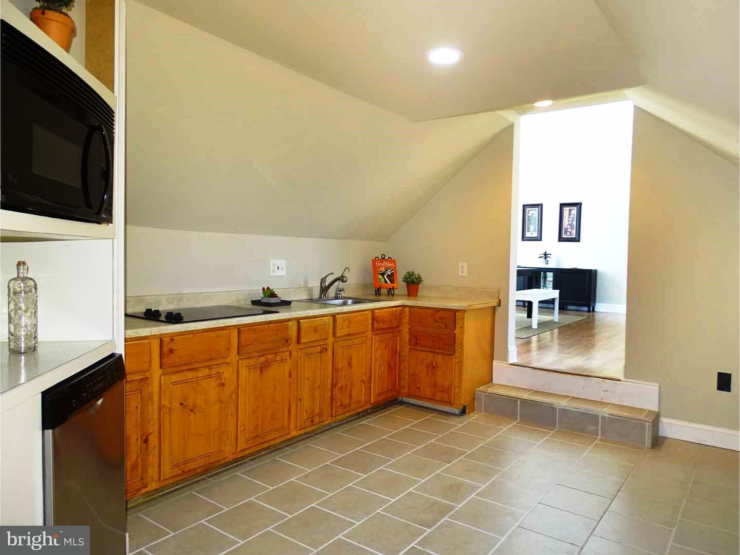 1001 Davis Grove Road Horsham, PA 19044 - Photo 17 of 25 In-law Suite