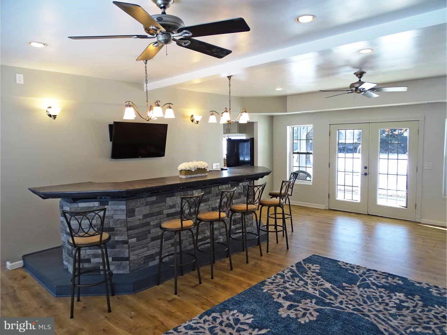 1001 Davis Grove Road Horsham, PA 19044 - Photo 10 of 25 Wet Bar
