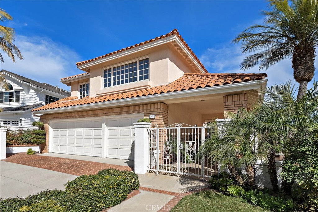 4 Charmony Laguna Niguel, CA 92677 - Photo 31 of 35 Front View