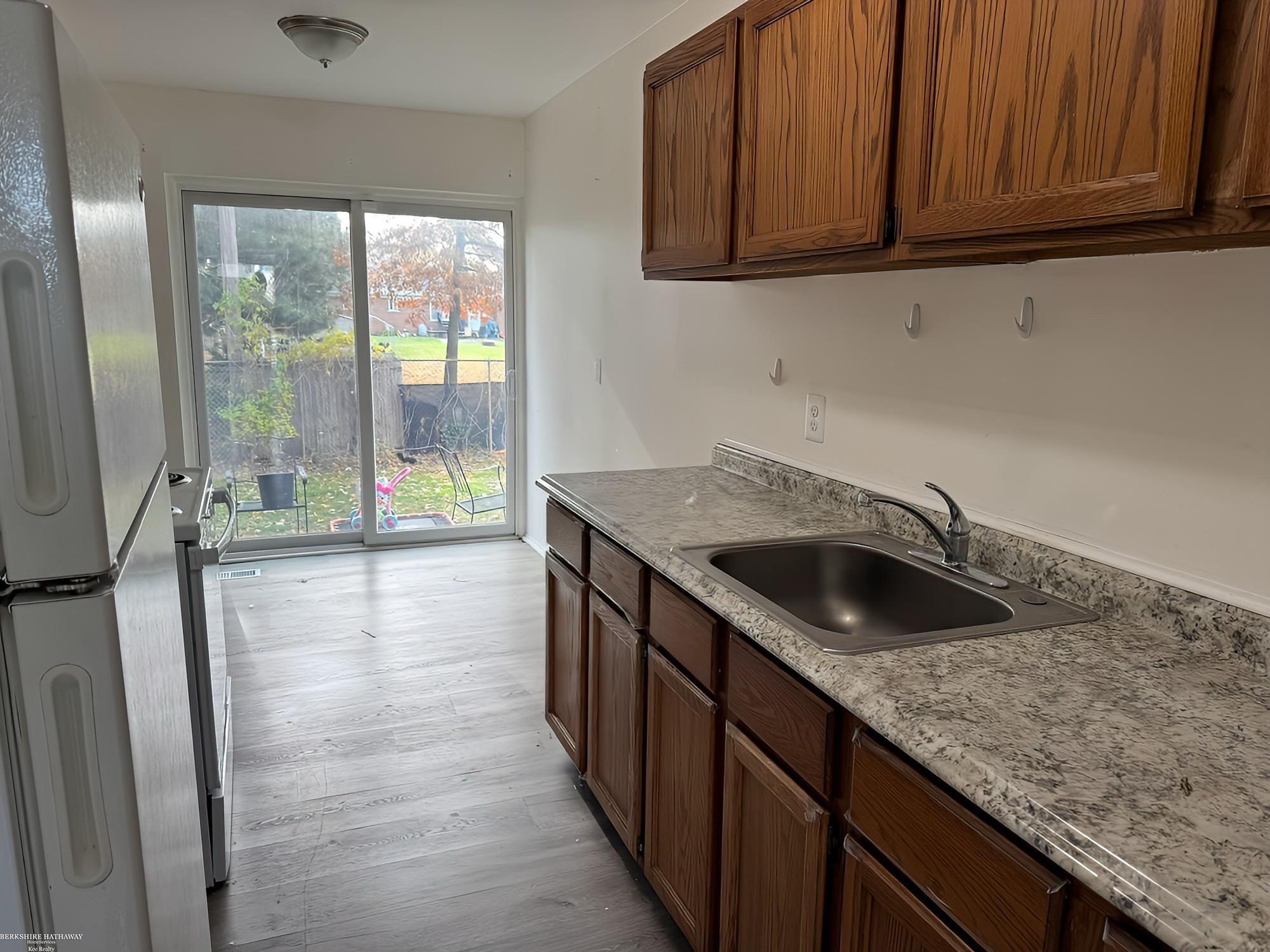 8734 Sterling Street Center Line, MI 48015 - Photo 2 of 9