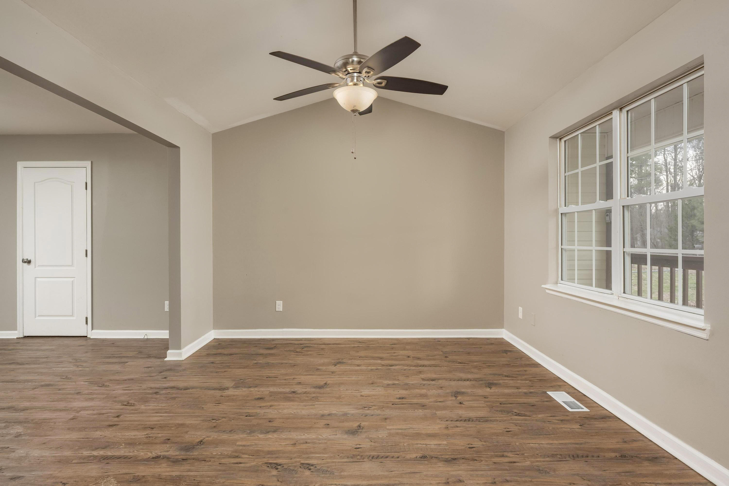 1911 Southeast Hunt Road, Unit 24 Cleveland, TN 37323 - Photo 3 of 16 2