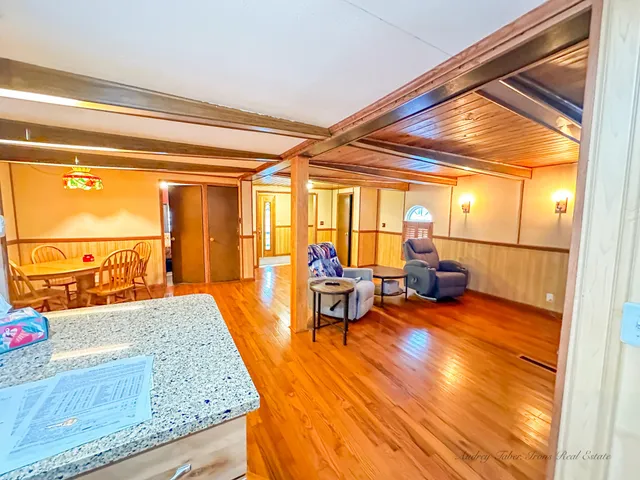 $260,000 | 8933 East M 20, Hesperia, MI 49421