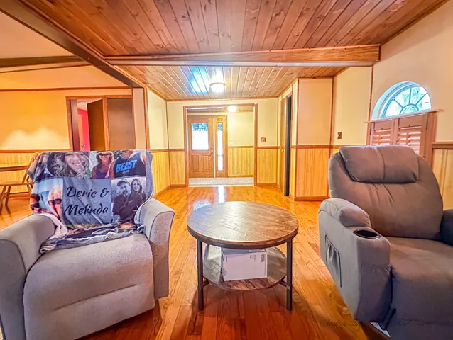 $260,000 | 8933 East M 20, Hesperia, MI 49421