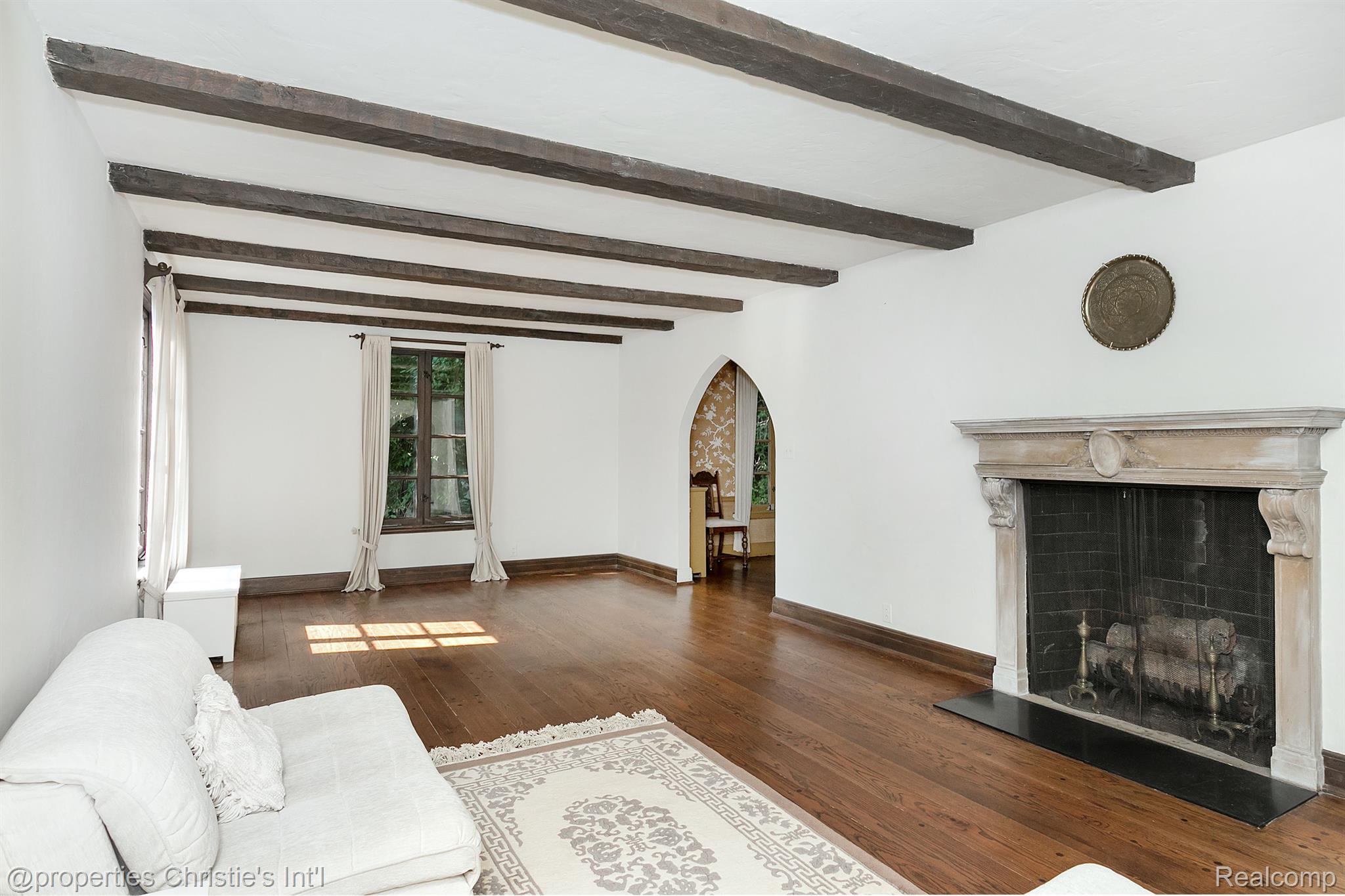 70 Devon Road Bloomfield Hills, MI 48302 - Photo 3 of 42 Gallery Image 3