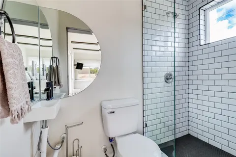 $1,549,000 | 1100 Norwood Road, Unit A/B, Dripping Springs, TX 78620
