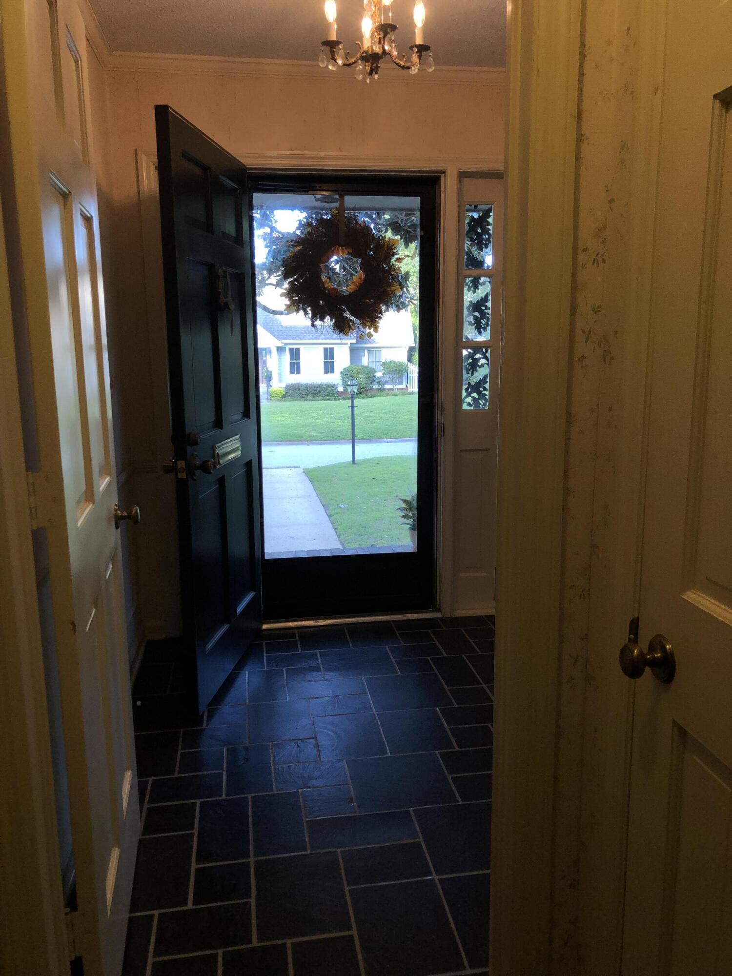 679 Pawley Road Mount Pleasant, SC 29464 - Photo 22 of 25 Mary Gearhart - 22