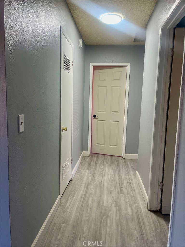 16535 Pine Street, Unit B Hesperia, CA 92345 - Photo 5 of 22