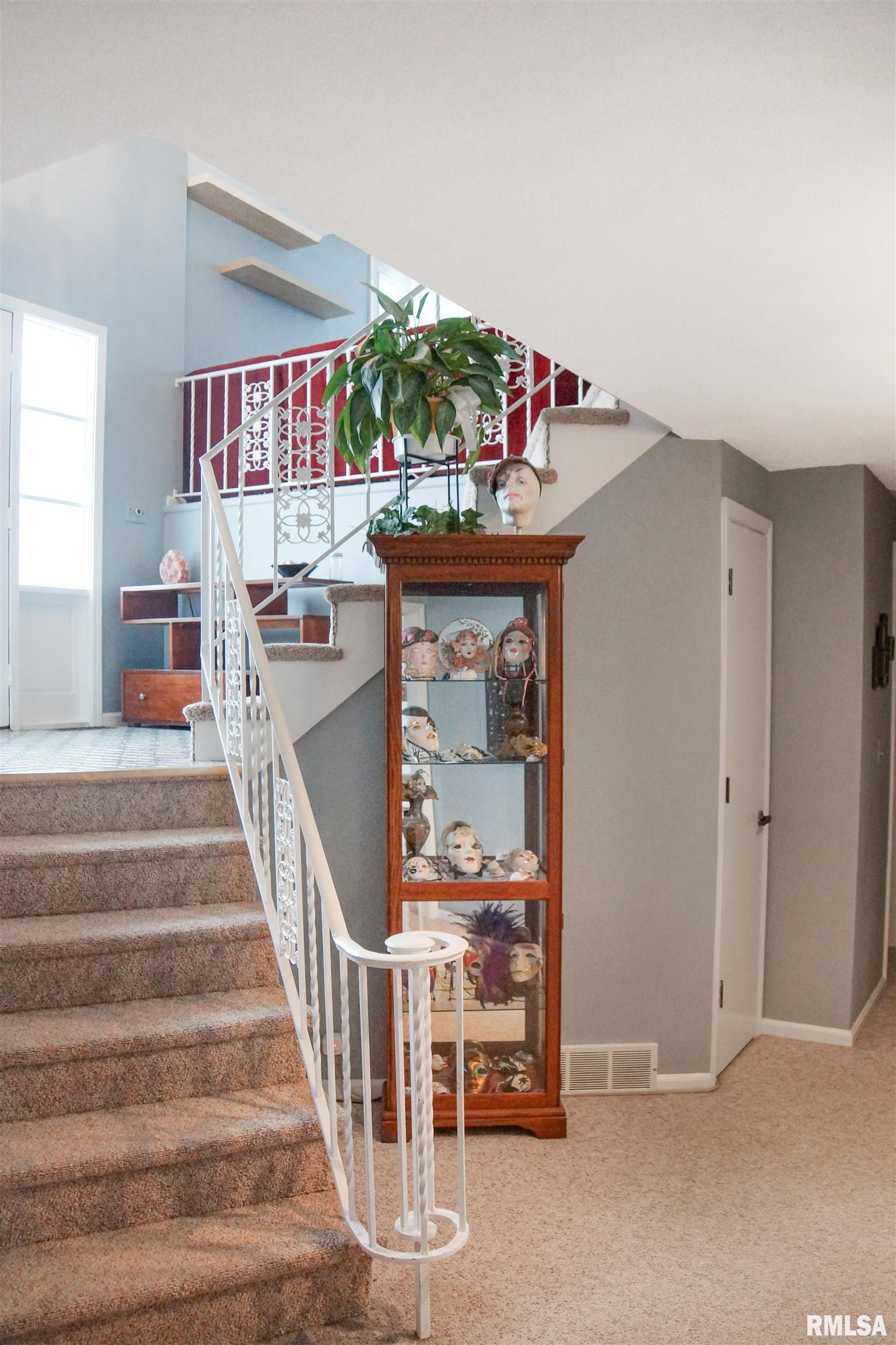 203 Pine Ridge Drive Washington, IL 61571 - Photo 22 of 35 Gallery Image 22