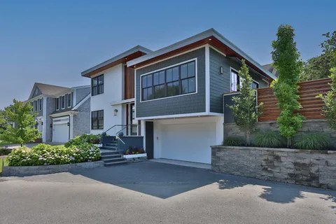 $2,795,000 | 44 Winslow Street, Provincetown, MA 02657