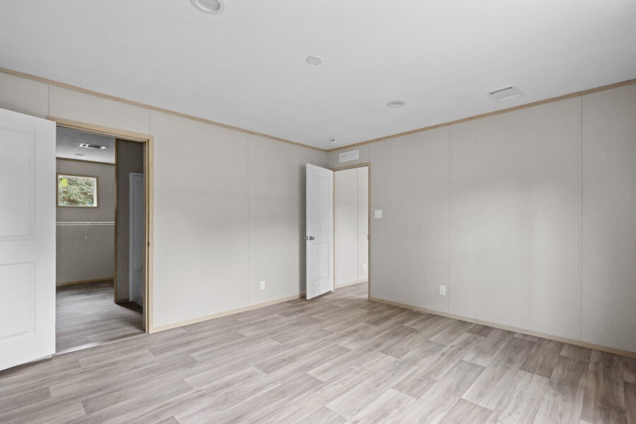 6406 Stokes Road Blackshear, GA 31516 - Photo 7 of 29