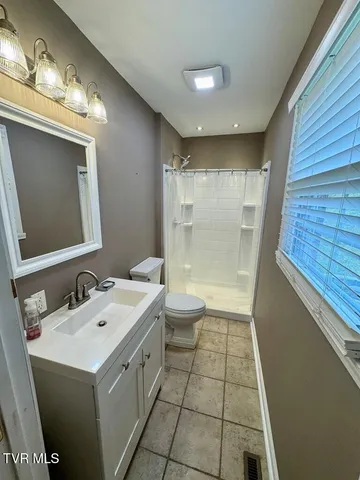 $274,900 | 817 Midnight Drive, Chilhowie, VA 24319