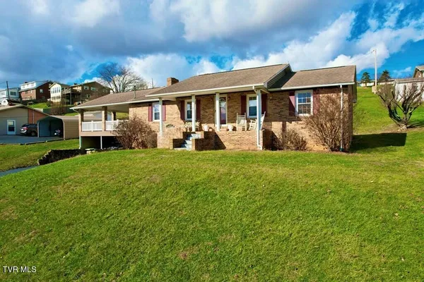 $274,900 | 817 Midnight Drive, Chilhowie, VA 24319