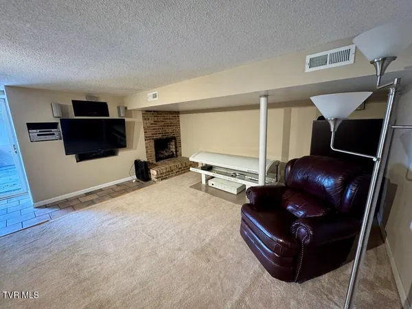 $274,900 | 817 Midnight Drive, Chilhowie, VA 24319