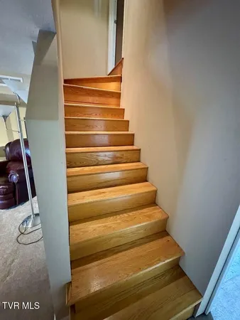 $274,900 | 817 Midnight Drive, Chilhowie, VA 24319